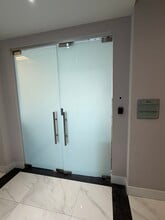 150 SE 2nd Ave, Miami, FL for lease Interior Photo- Image 2 of 13