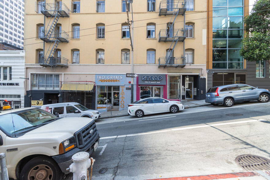 819-831 Sacramento, San Francisco, CA for lease - Building Photo - Image 3 of 9