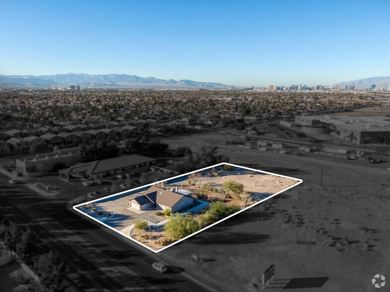1620 E Serene Ave, Las Vegas, NV à louer - Aérien - Image 1 de 14