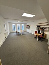 2 Tunstall Rd, London for lease Interior Photo- Image 2 of 6