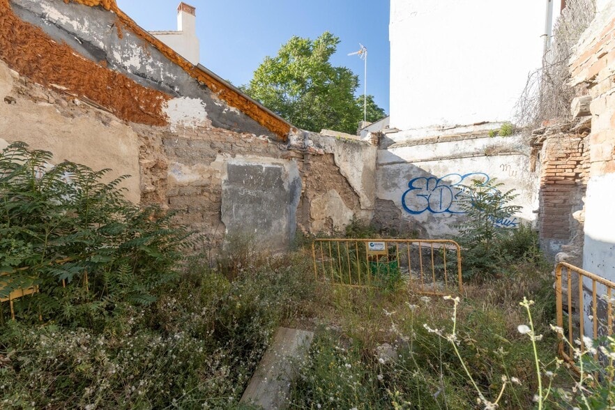 Calle Cruz de la Rauda, 13-13, Granada, Granada à vendre - Photo du bâtiment - Image 3 de 21