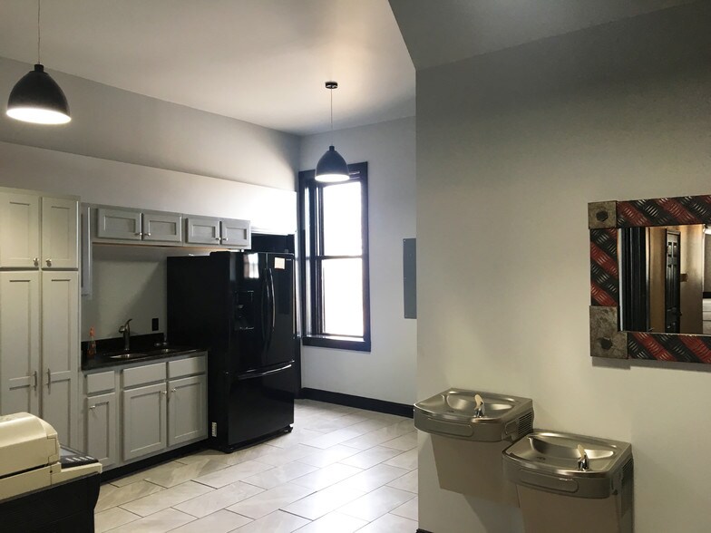 310-314 E Main Ave, Bowling Green, KY à louer - Autre - Image 3 de 11