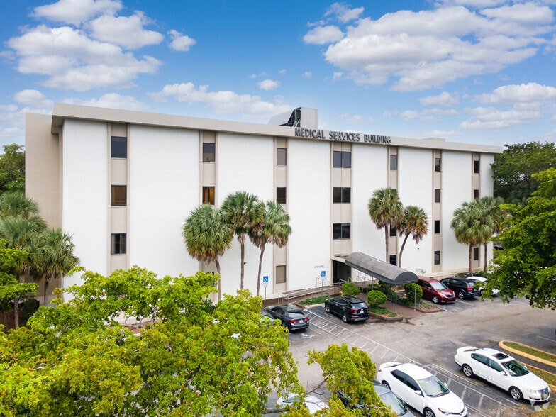 4101 NW 4th St, Plantation, FL for lease - Building Photo - Image 2 of 4