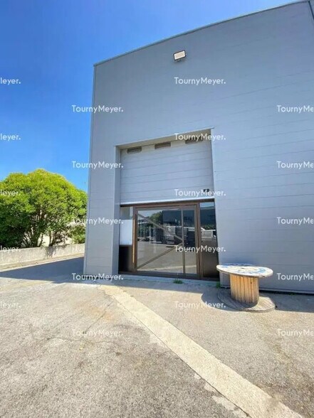 Flex dans Mauguio à louer - Photo du bâtiment - Image 1 de 8