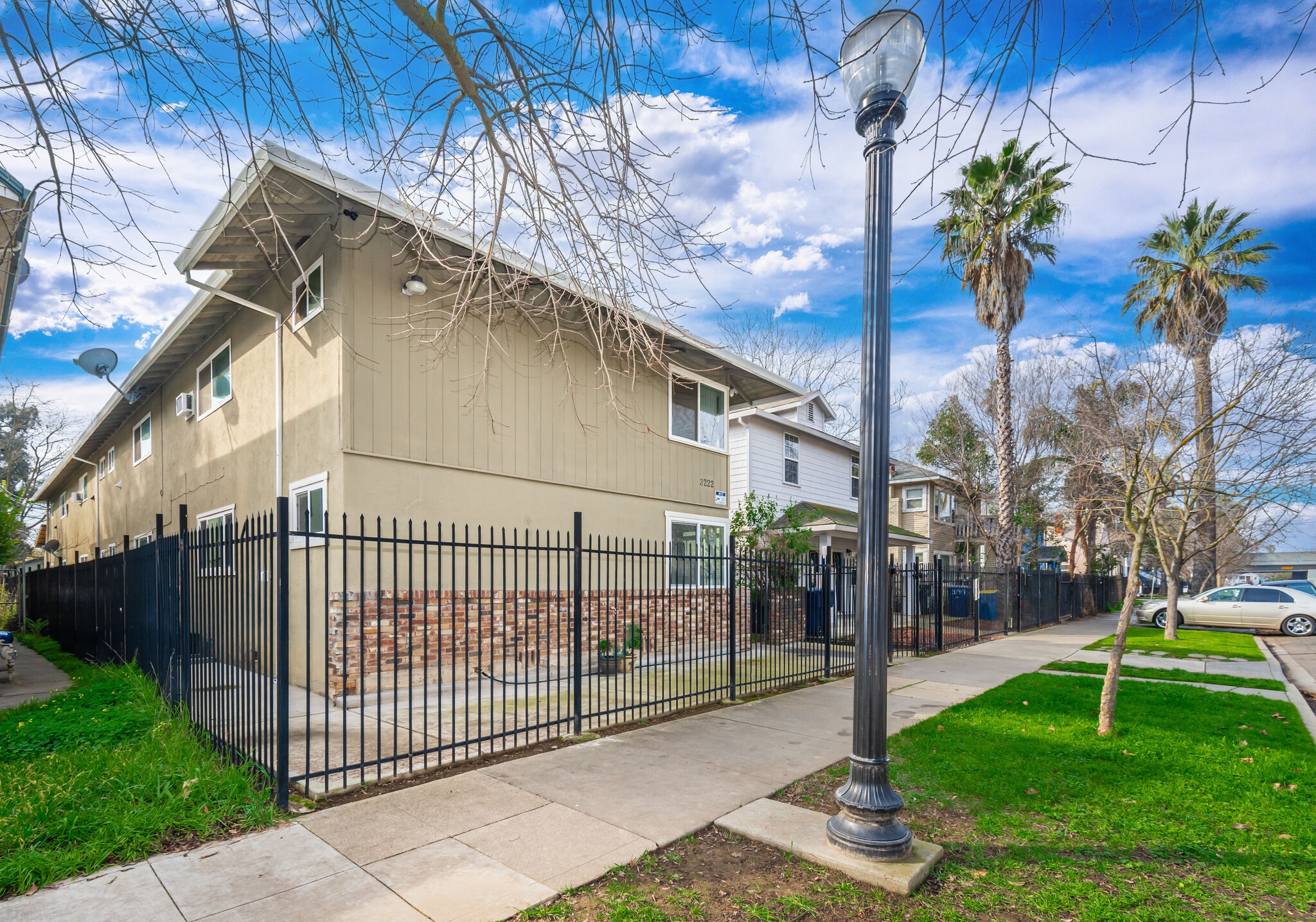 3222 2nd Ave, Sacramento, CA for sale Primary Photo- Image 1 of 19