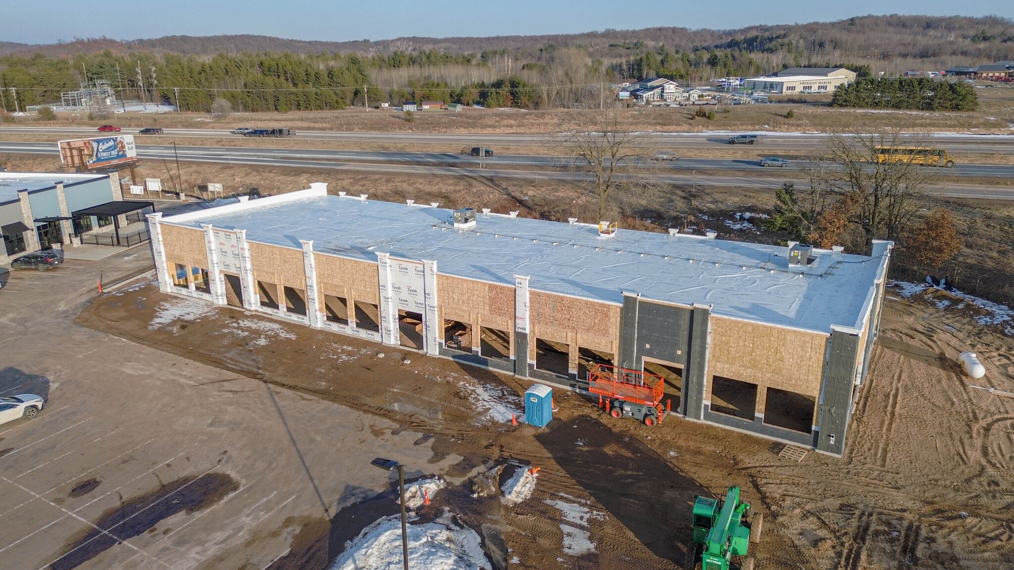1643 Commercial Blvd, Chippewa Falls, WI for lease Primary Photo- Image 1 of 13