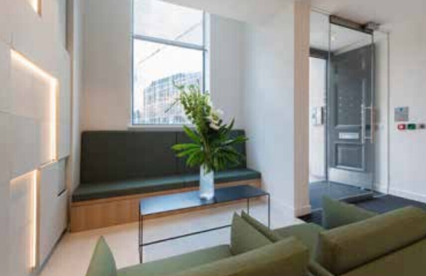 149 Hammersmith Rd, Londres à louer - Photo intérieure - Image 3 de 6