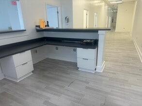 5500 NW 167th St, Miami Gardens, FL for lease Interior Photo- Image 2 of 12