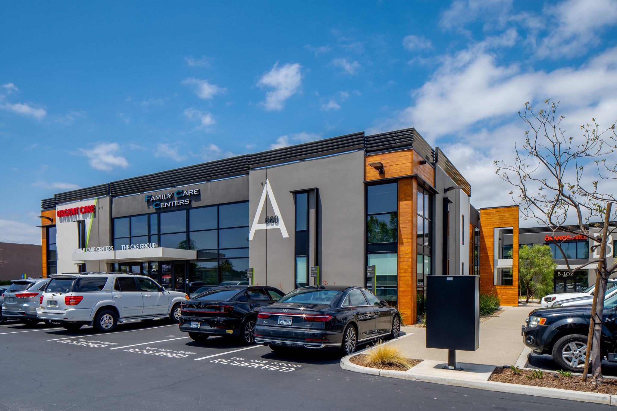 660 W Baker St, Costa Mesa, CA for sale Primary Photo- Image 1 of 10