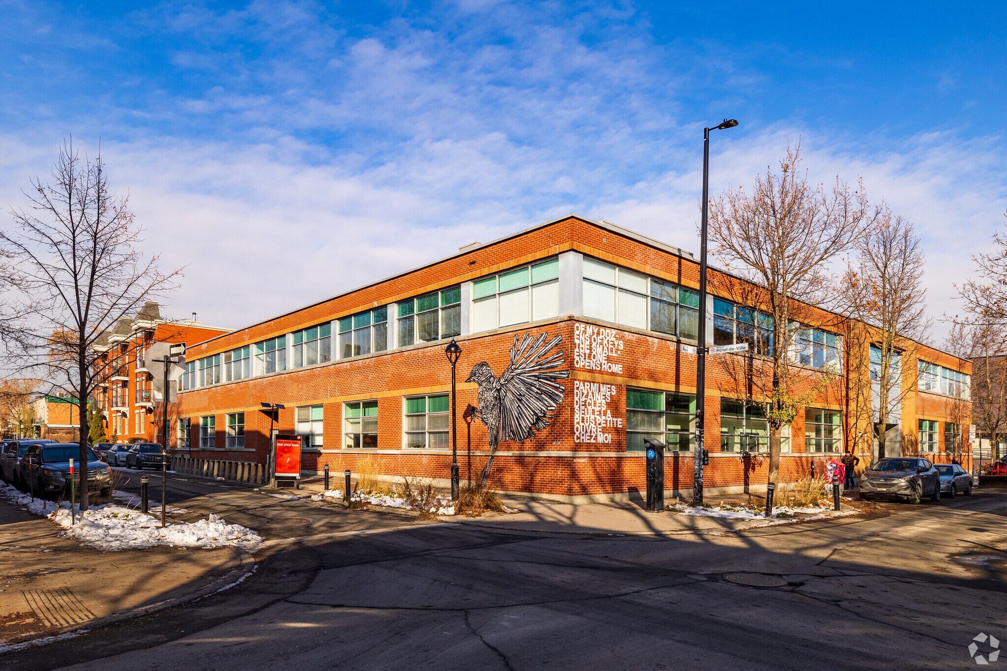 225 Rue Roy E, Montréal, QC for lease Building Photo- Image 1 of 7