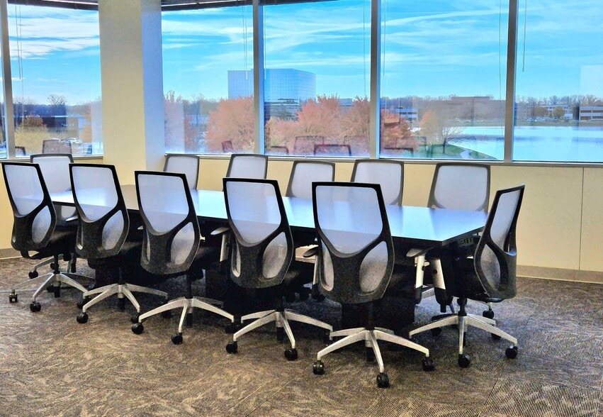 9465 Counselors Row, Indianapolis, IN for lease - Interior Photo - Image 2 of 19