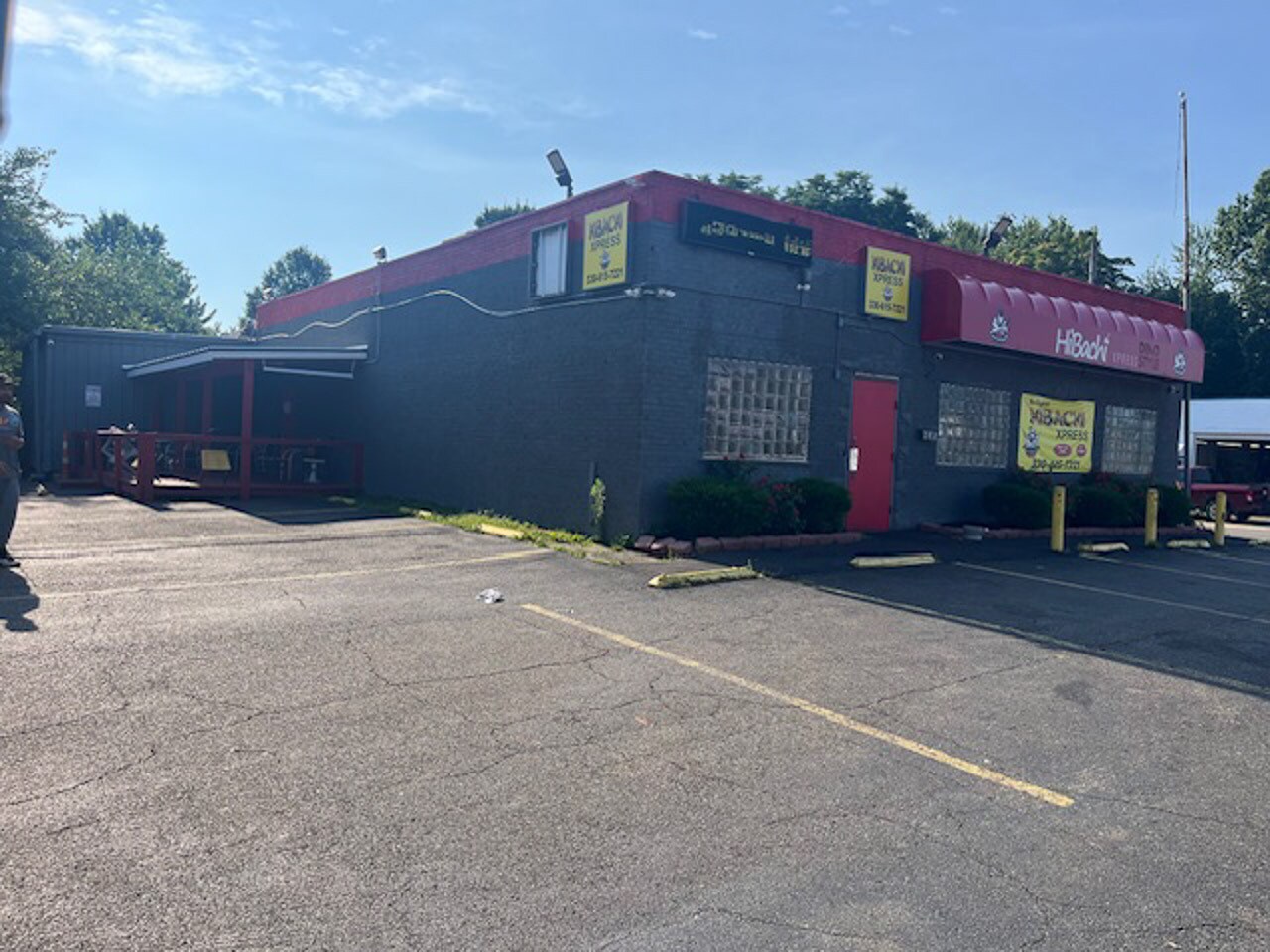 935 Brown St, Akron, OH à vendre Photo du bâtiment- Image 1 de 1