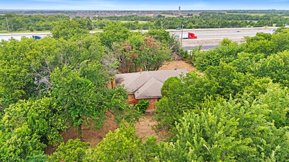 410 Ellis Ave, Red Oak, TX à vendre - Photo du bâtiment - Image 3 de 22