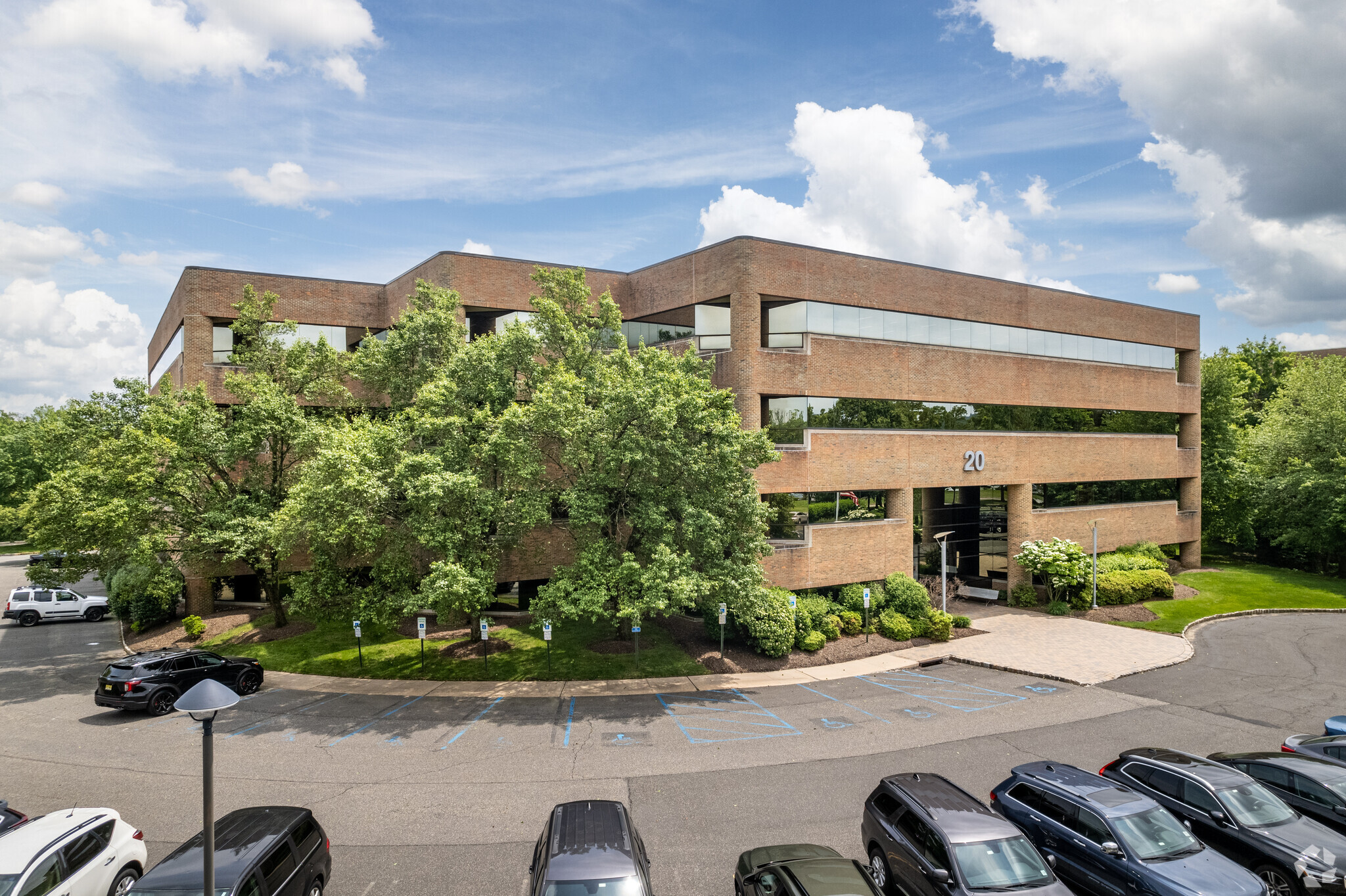 20 Independence Blvd, Warren, NJ for lease Building Photo- Image 1 of 8