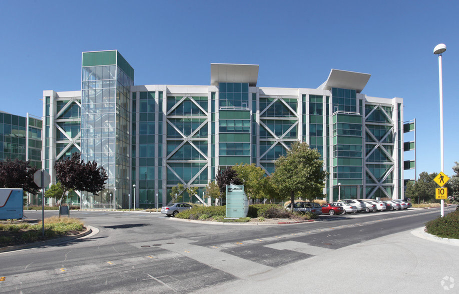 2000 Seaport Blvd, Redwood City, CA for lease - Building Photo - Image 3 of 18