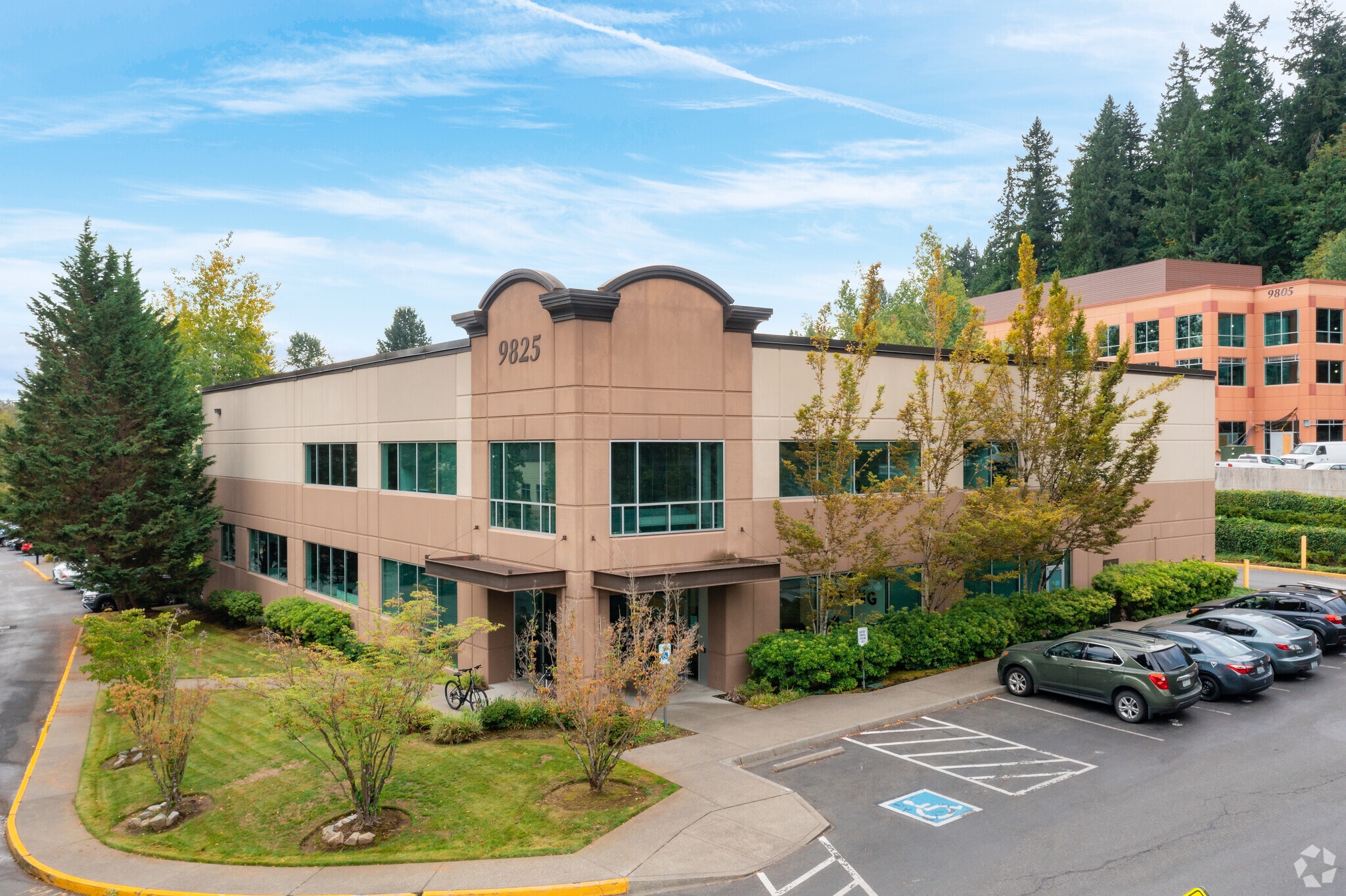 9825 Willows Rd NE, Redmond, WA for lease Primary Photo- Image 1 of 6