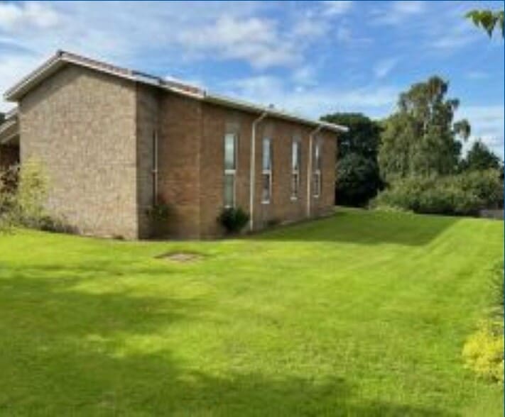 4 Upper Bourtree Dr, Rutherglen à vendre - Photo principale - Image 1 de 1