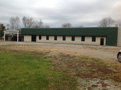 111 Aiken St, Hope, IN à louer - Photo du bâtiment - Image 2 de 27