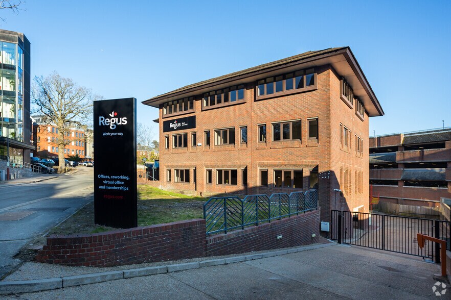 6 Vale Av, Tunbridge Wells à louer - Photo du bâtiment - Image 1 de 16