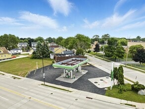 2420 Calumet Dr, Sheboygan, WI - AERIAL  map view - Image1