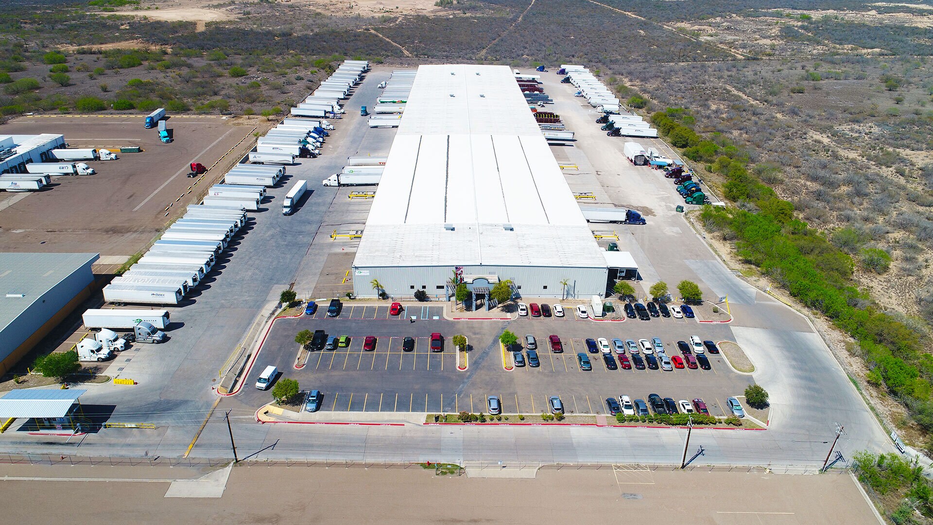 40767 Cannel St, Laredo, TX à louer Photo du bâtiment- Image 1 de 12