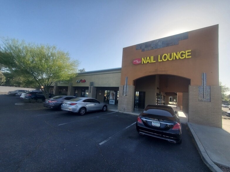 5111-5159 W Thunderbird Rd, Glendale, AZ à louer - Photo du bâtiment - Image 3 de 9