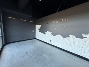 5036 Keagy Rd, Roanoke, VA à louer Photo du bâtiment- Image 2 de 12