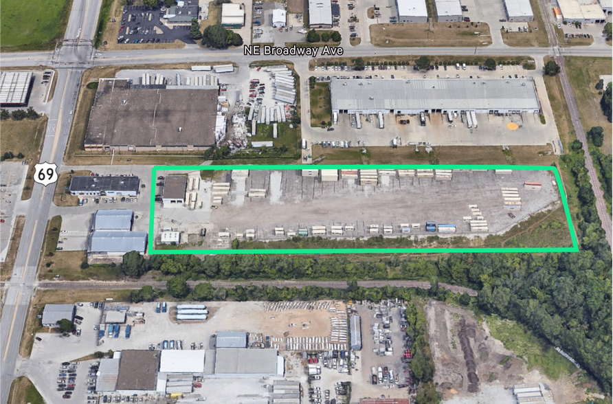 4545 NE 14th St, Des Moines, IA for lease - Building Photo - Image 1 of 4