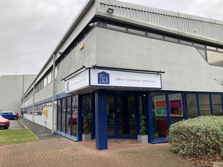 33 Bellingham Dr, Newcastle Upon Tyne à louer - Photo du bâtiment - Image 3 de 23