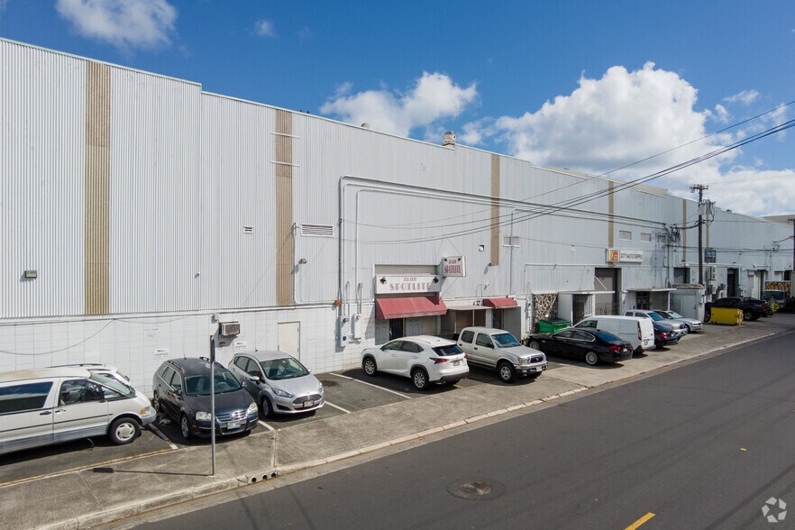 845-855 Moowaa St, Honolulu, HI à louer - Photo du bâtiment - Image 2 de 5
