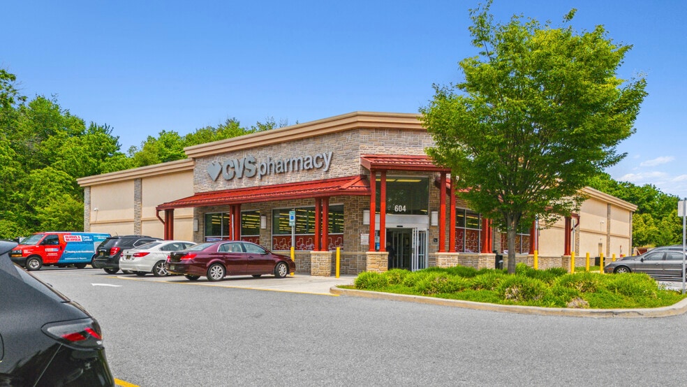 604 Corner Ketch Rd, Newark, DE for sale - Building Photo - Image 1 of 3