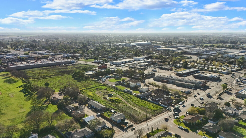 716 N Filbert St, Stockton, CA for sale - Building Photo - Image 3 of 18