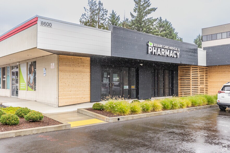 8510 NE Mill Plain Blvd, Vancouver, WA à louer - Photo du bâtiment - Image 2 de 3