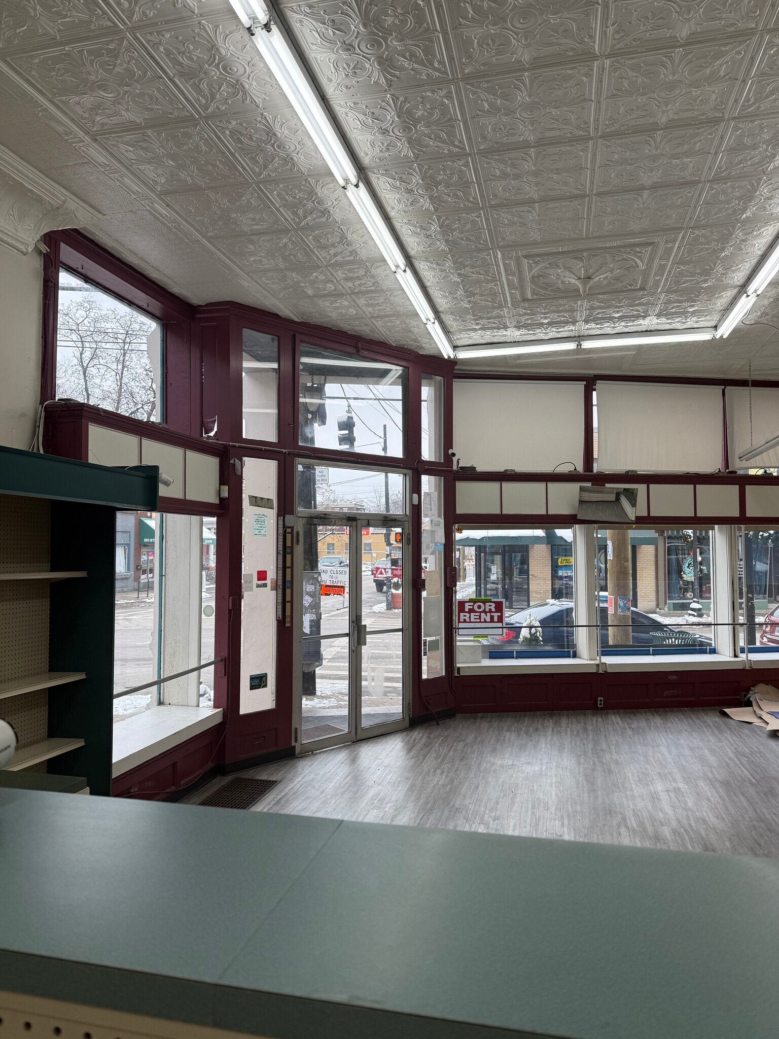 4185-4187 Hamilton Ave, Cincinnati, OH à louer Photo du bâtiment- Image 1 de 2