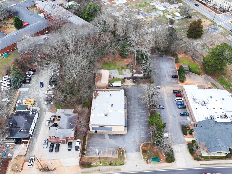 1110 Alpharetta St, Roswell, GA à vendre - Photo du bâtiment - Image 2 de 33