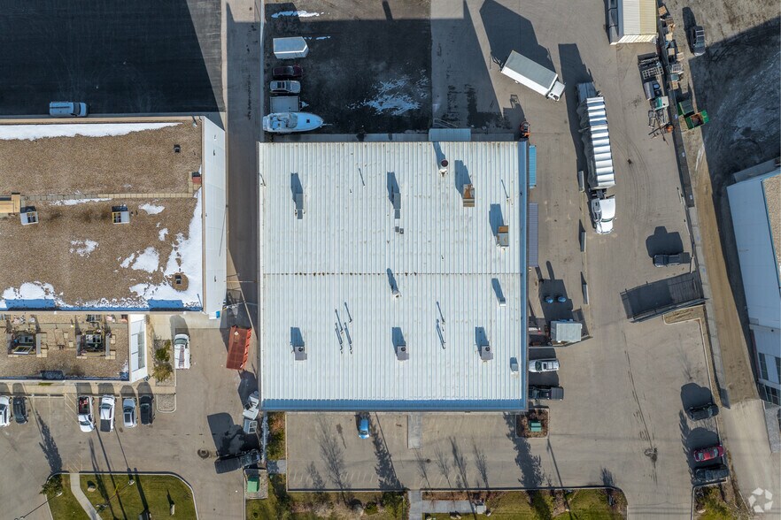 4430 112th Ave SE, Calgary, AB à louer - Aérien - Image 3 de 3