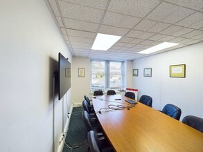Quality St, Edinburgh for lease Interior Photo- Image 2 of 4