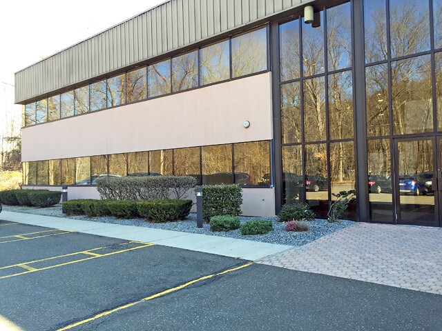 6 Trowbridge Dr, Bethel, CT for lease Building Photo- Image 1 of 9