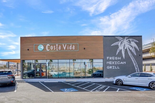 More details for 808 E Flamingo Rd, Las Vegas, NV - Retail for Sale