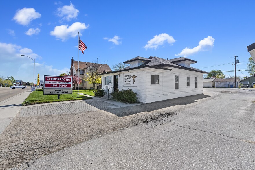 1012 12th Ave S, Nampa, ID for sale - Building Photo - Image 1 of 3