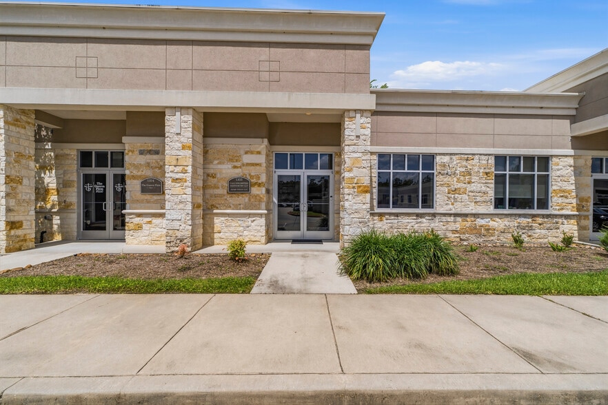 2219 Sawdust Rd, The Woodlands, TX à vendre - Photo du bâtiment - Image 1 de 3