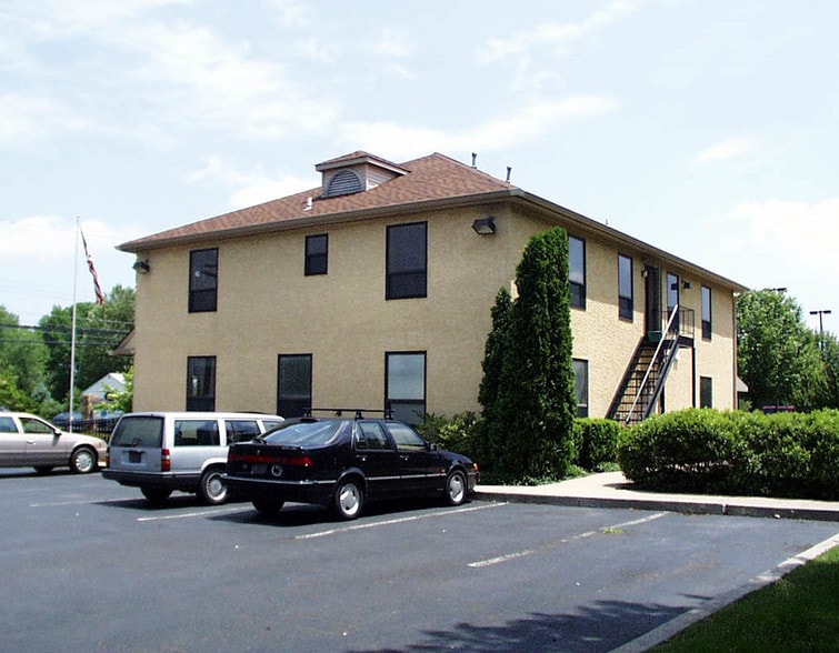 1410 Street Rd, Warminster, PA for lease - Building Photo - Image 2 of 5