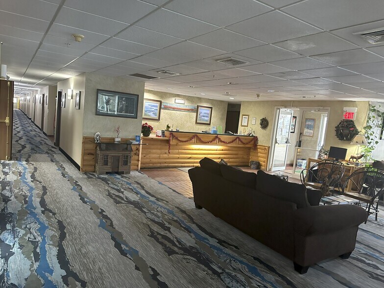 4375 Brudy Rd, Indian River, MI à vendre - Photo du bâtiment - Image 3 de 5