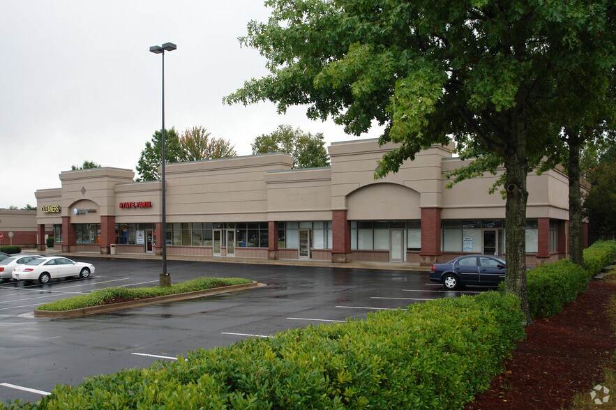 1035 Mansell Rd, Roswell, GA à louer - Photo du bâtiment - Image 2 de 3