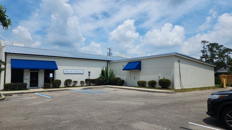 118 W Main St, Perry, FL for lease - Building Photo - Image 1 of 1