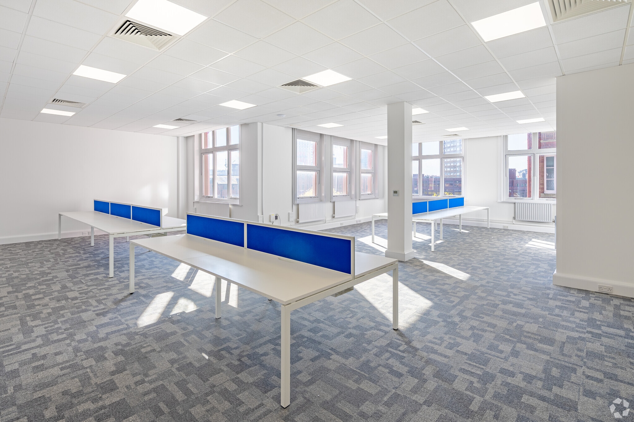 Hanover Walk, Leeds for lease Interior Photo- Image 1 of 10