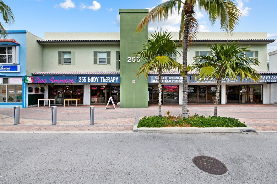255 Commercial Blvd, Lauderdale-by-the-Sea, FL for lease - Building Photo - Image 1 of 16