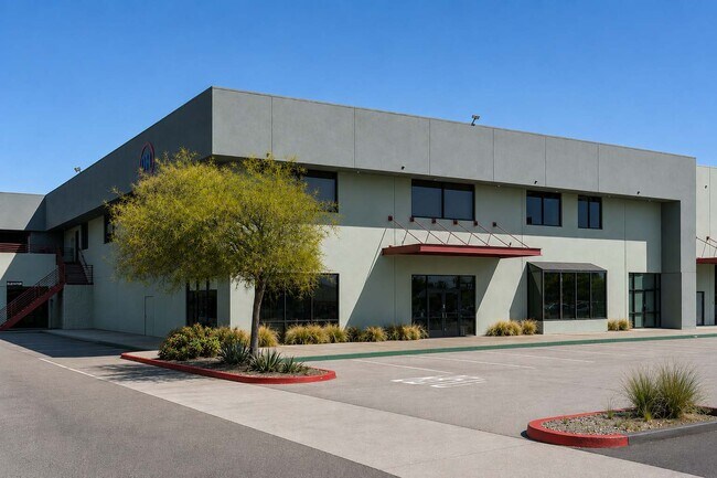 Plus de détails pour 8400 Miramar Rd, San Diego, CA - Industriel à louer