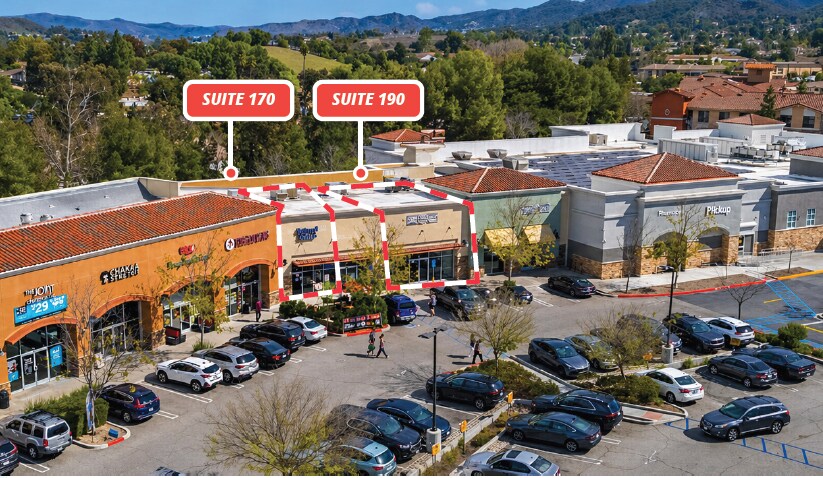 101 Fwy, Thousand Oaks, CA à louer - Photo du bâtiment - Image 2 de 4