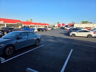 Plus de détails pour 31705-31731 Riverside Dr, Lake Elsinore, CA - Commerce de détail à louer